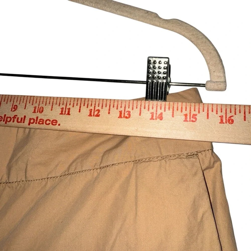 Tommy Hilfiger Womens Tan Bermuda Shorts‎ Cuffed Back Flap Pockets Size 8